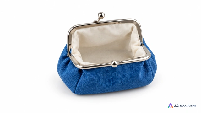Un porte-monnaie bleu ouvert et vide, isolé sur fond clair.